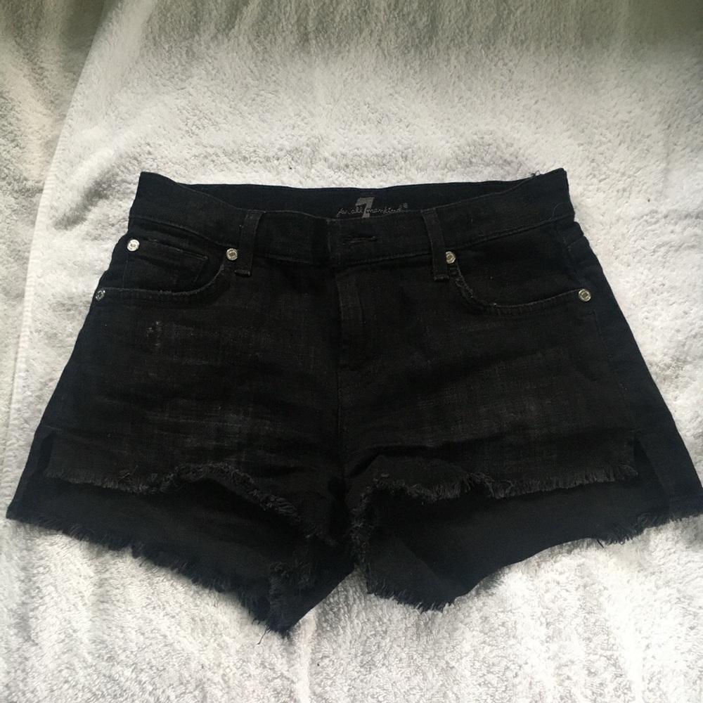 Black summer shorts!